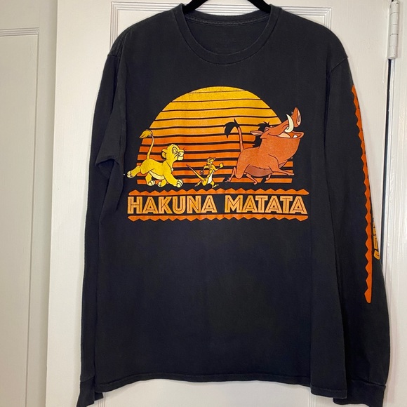 Lion King Hakuna Matata Long Sleeve T Shirt - Picture 1 of 3